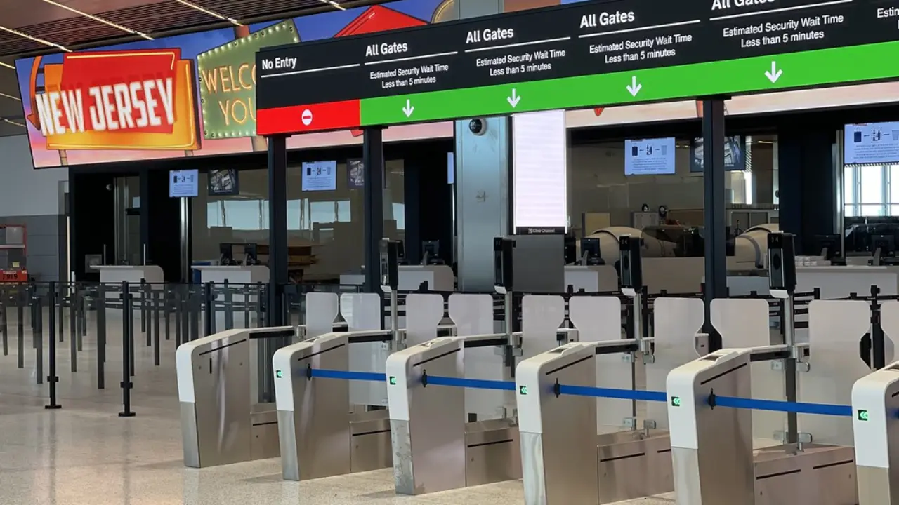 Newark Liberty Airport (EWR) TSA Security Wait Times