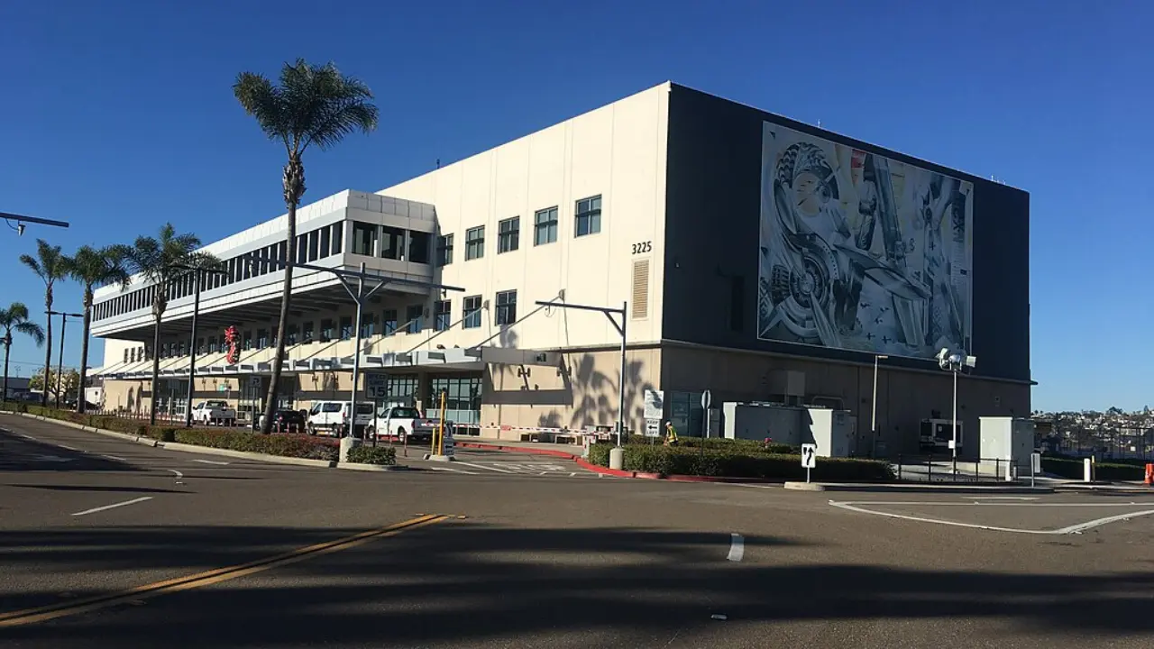 San Diego International Airport (SAN)