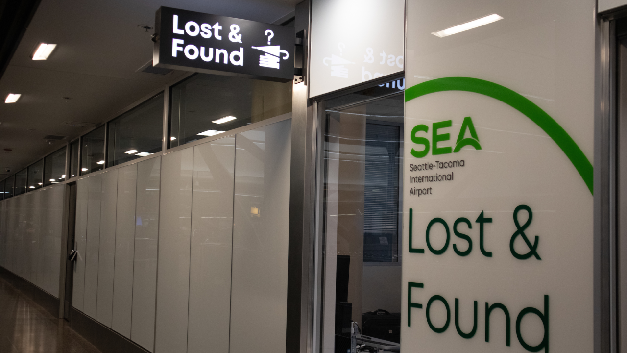 Seattle airport lost and found office