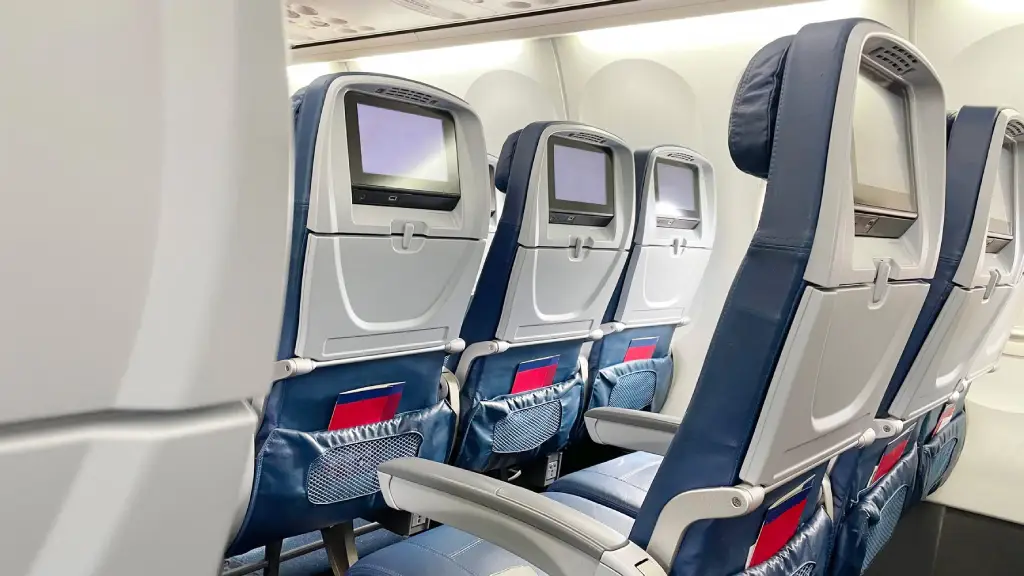 What is Bulkhead Seating on Planes?