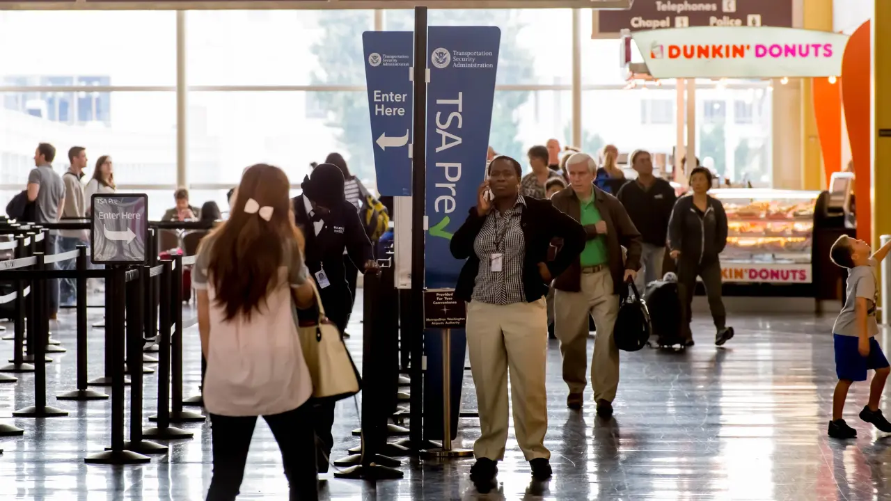 Boston Logan International Airport (BOS) TSA Security Wait Times