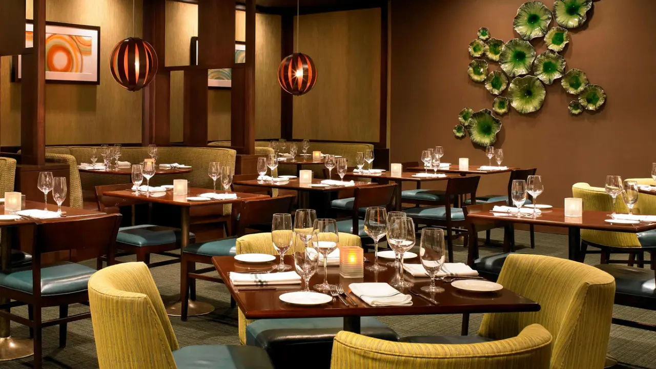 San Francisco International Airport (SFO) Food & Restaurants