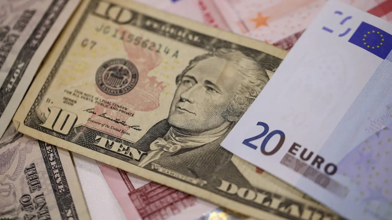 Can I exchange dollars for euros at the Atlanta Airport (ATL)?