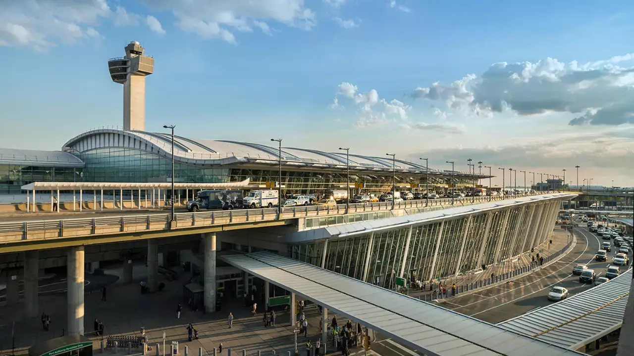 John F. Kennedy International Airport (JFK)