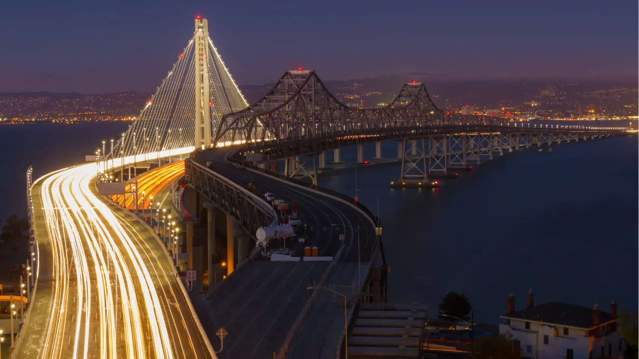 How far is Oakland from San Francisco Airport?