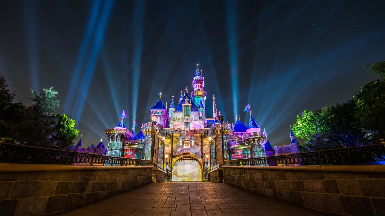 5 Closest Airports to Disneyland, California