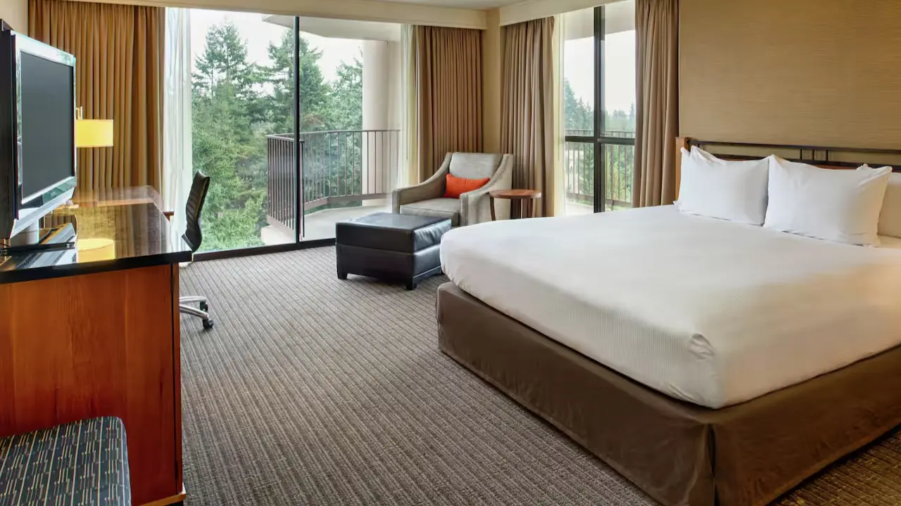 Hotels at and Around Seattle International Airport (SEA)