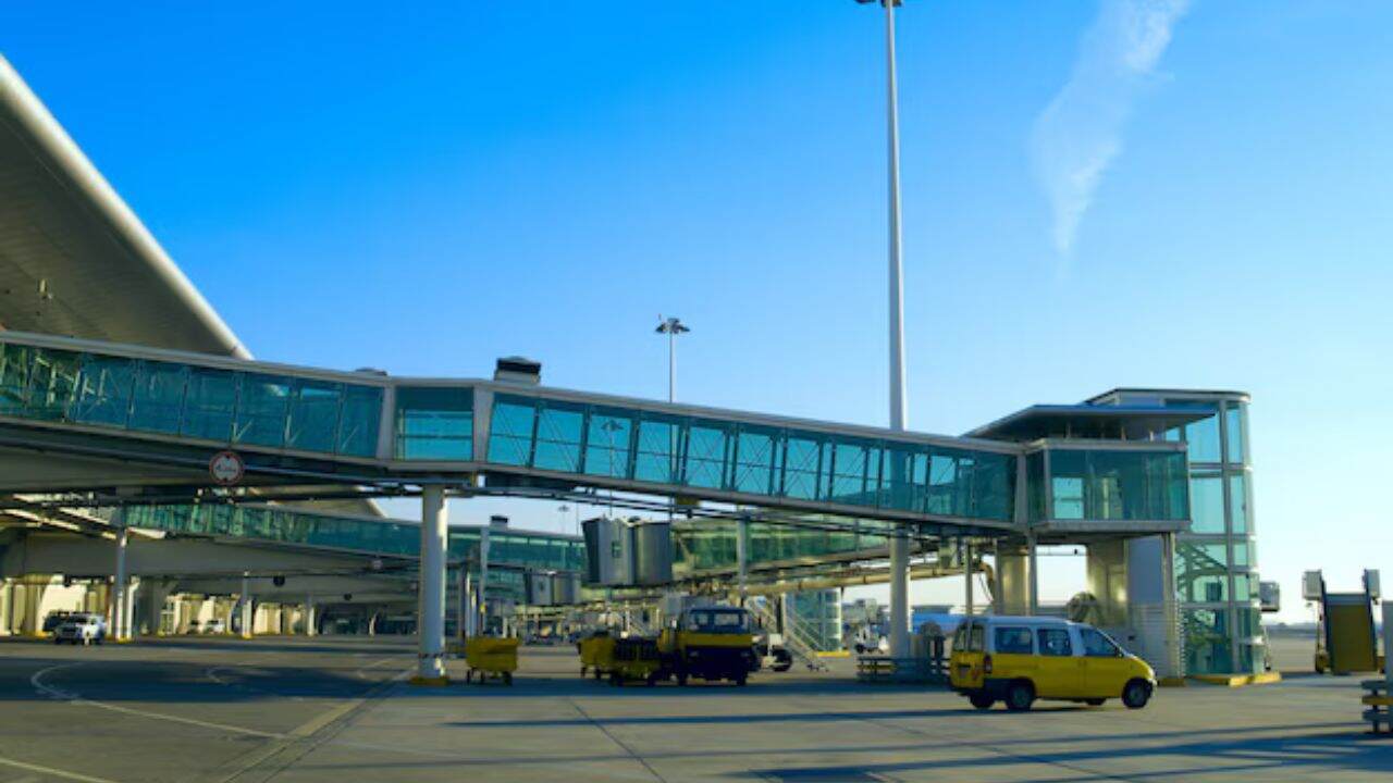 LOT Polish Airlines Headquarters