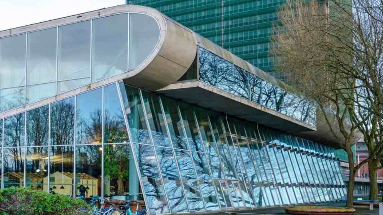 TUI Airways Head Office