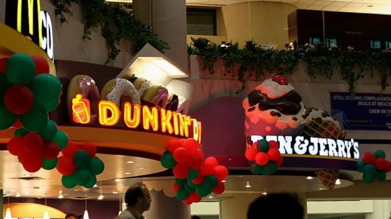 Food & Restaurants at Newark Liberty International Airport (EWR)