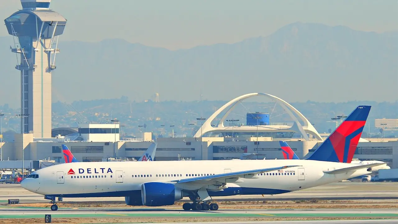 Delta Air Lines Terminal at Los Angeles Intl. Airport (LAX)
