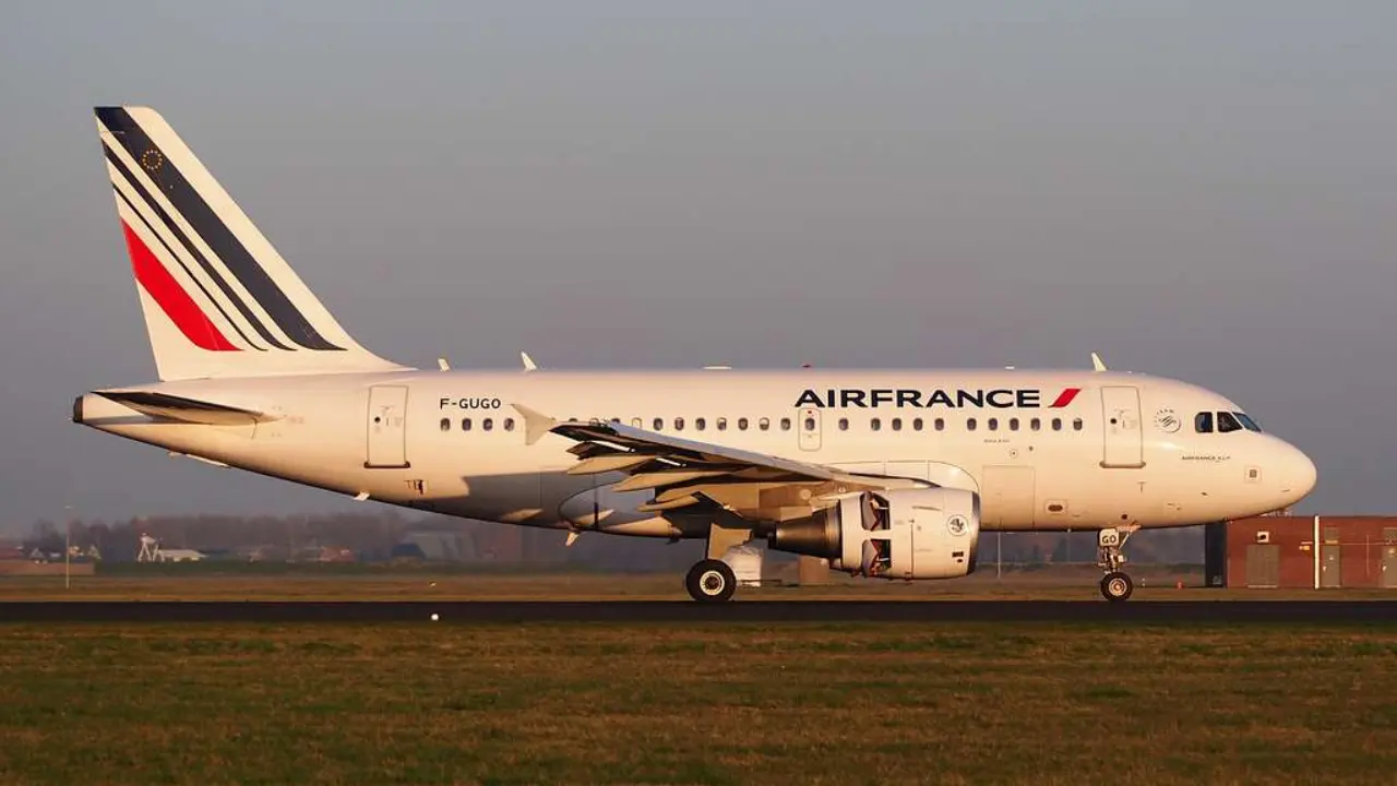 Air France Airlines Terminal at Los Angeles Intl. Airport (LAX)