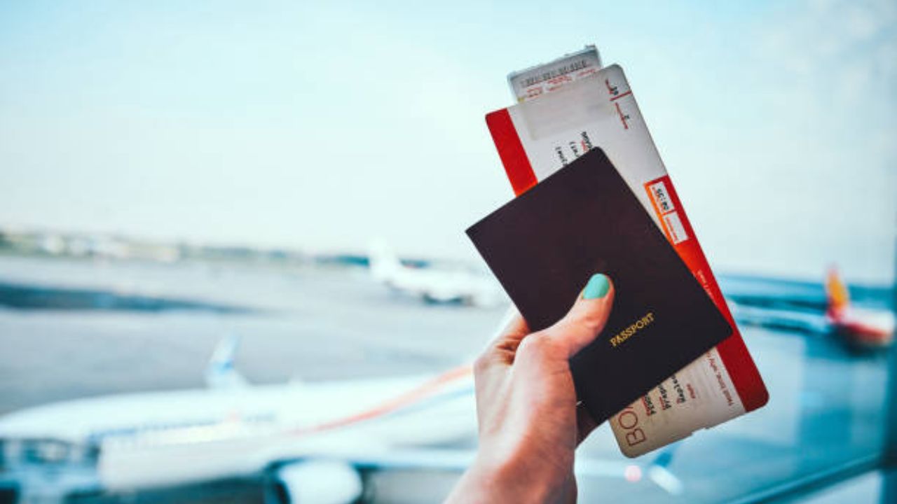 What Are Open-Ended Flight Tickets?