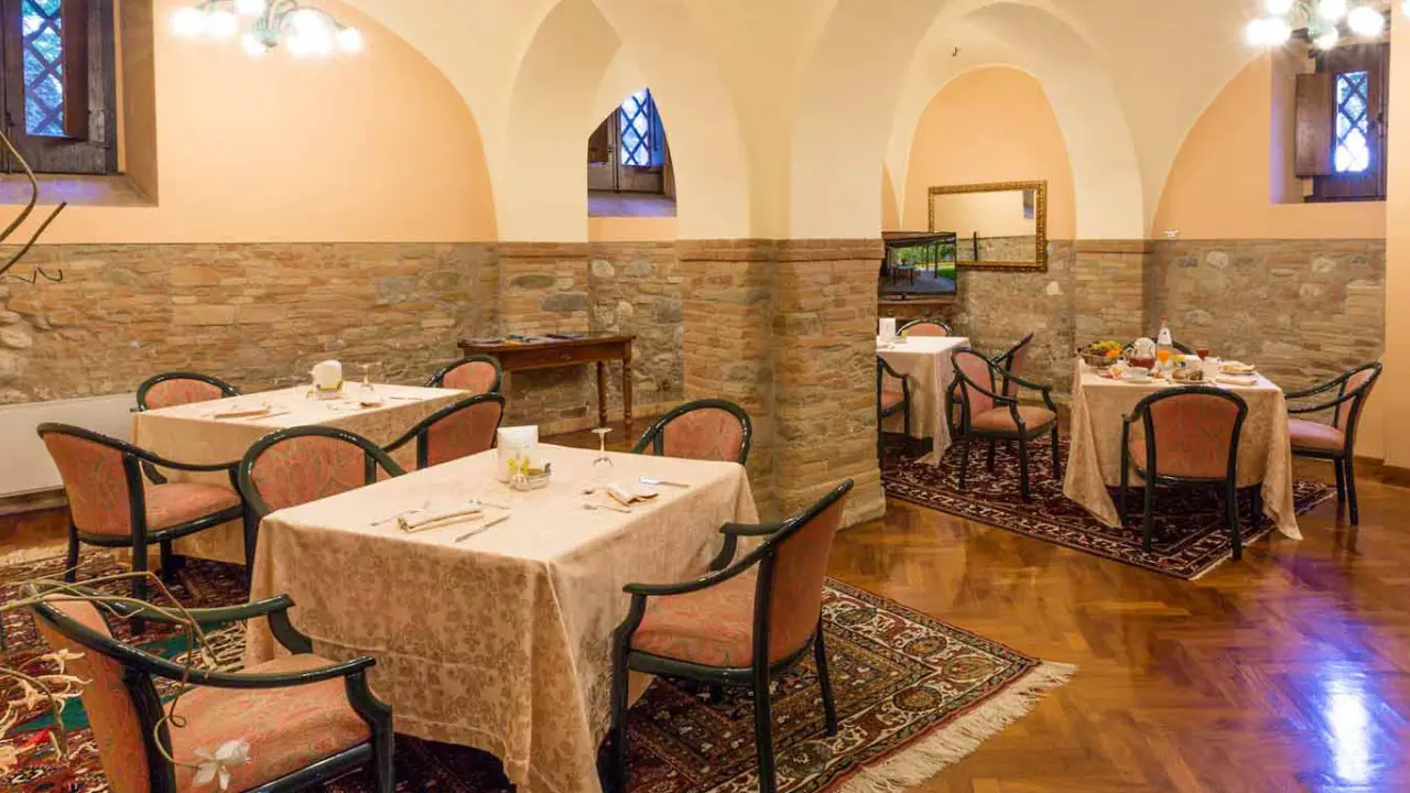 Delicious steak and pasta dishes served at Abruzzo Italian Steakhouse