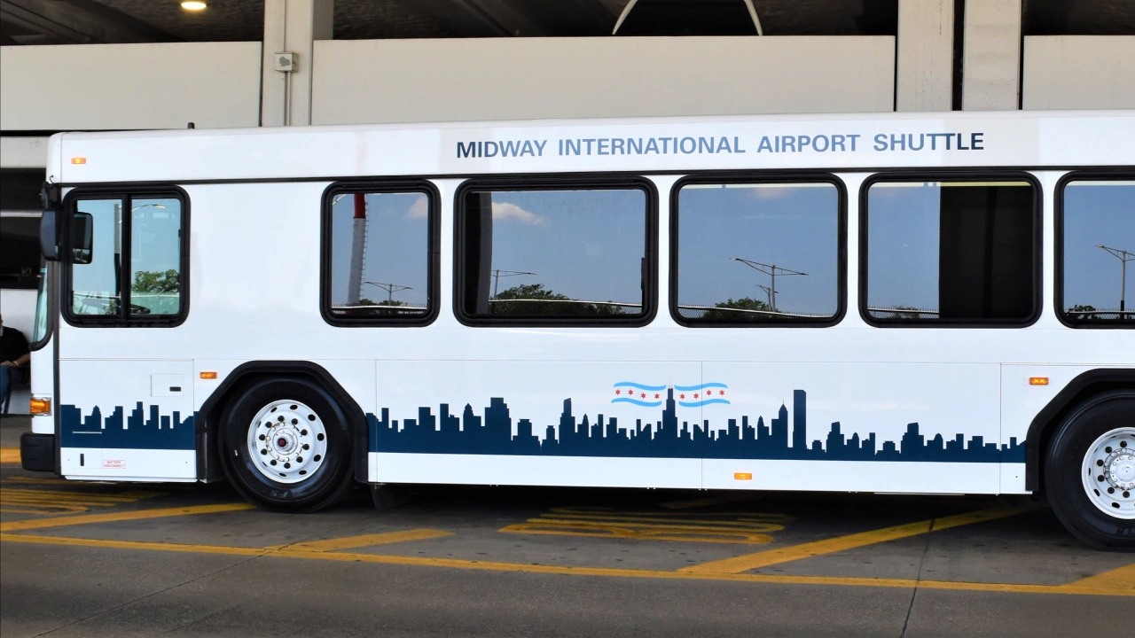 shuttle from midway airport to o'hare airport