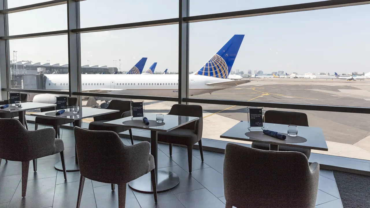 United Airlines Lounges at Newark Airport