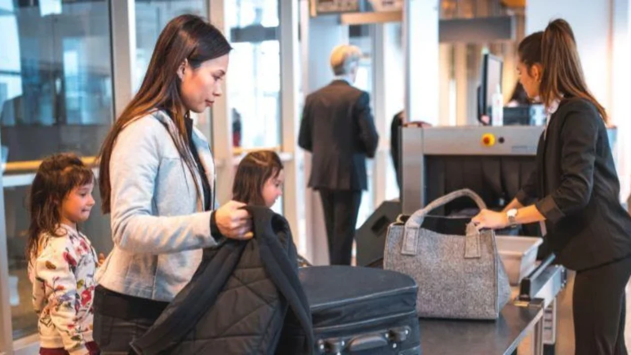 Tips for a Faster Security check at AMS Airport