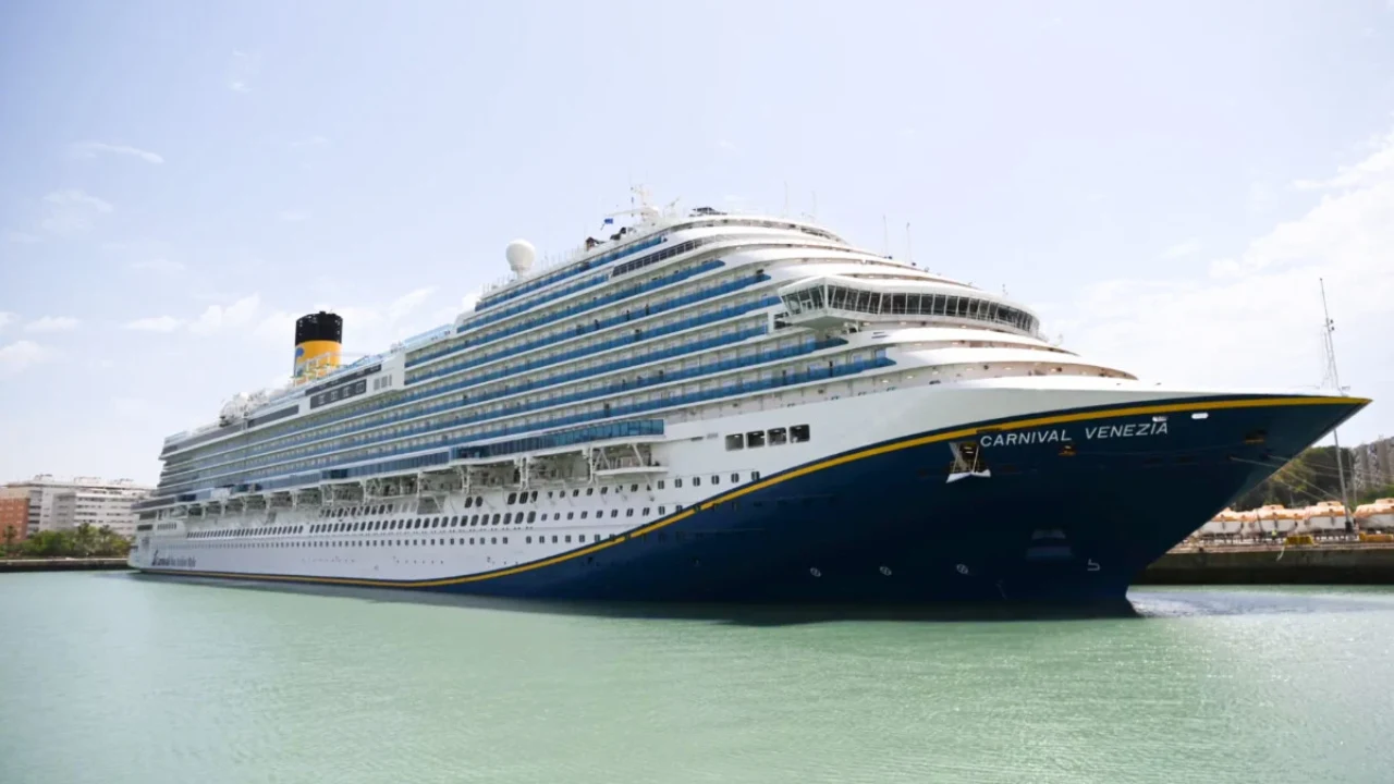 Helpful tips for smooth rebooking by Carnival Cruise after cancellation