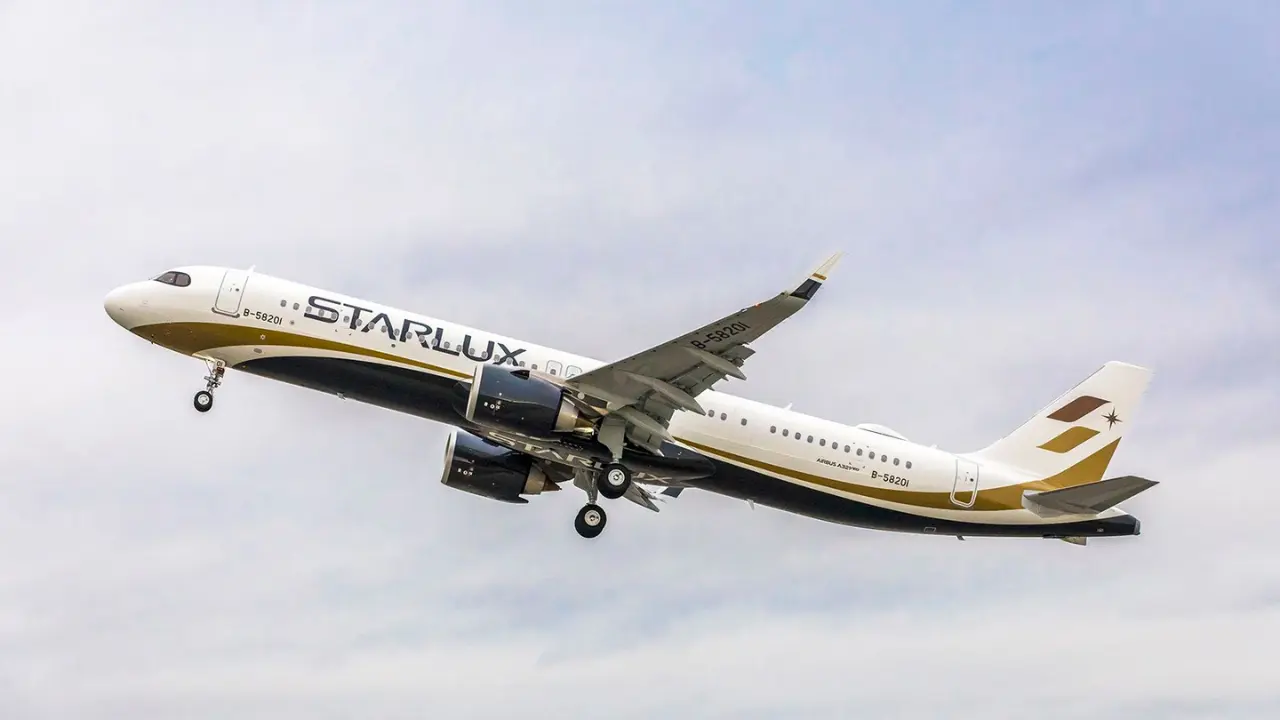 starlux airlines check in