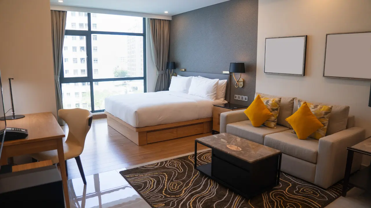 cheap hotels near jfk