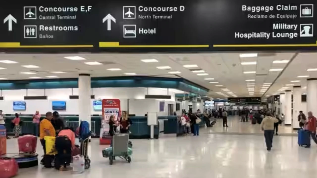 Air France Baggage Claim at Miami Airport