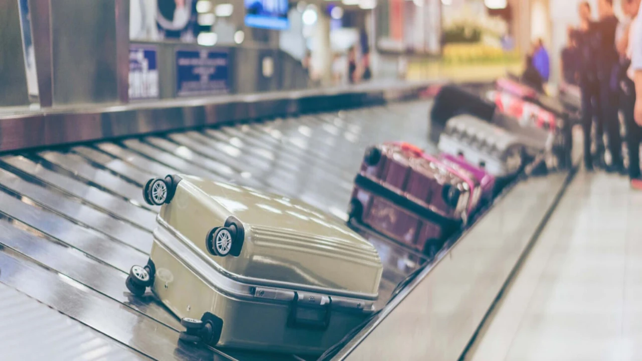 Baggage Claim MIA Caribbean Airlines