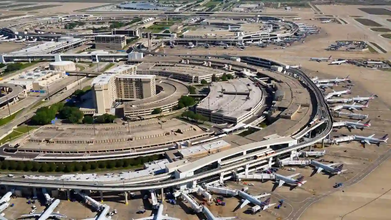 Infrastructure of Dallas International Airport