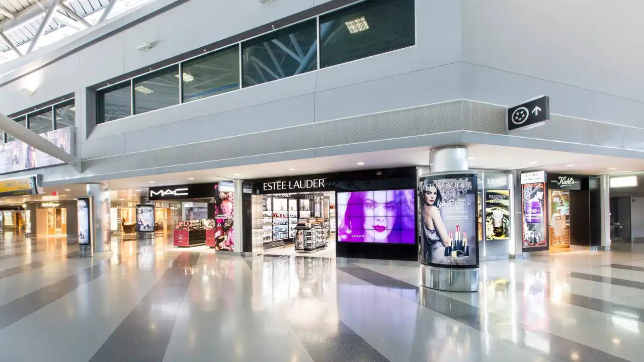 Shopping in JFK EVA Air Terminal Area