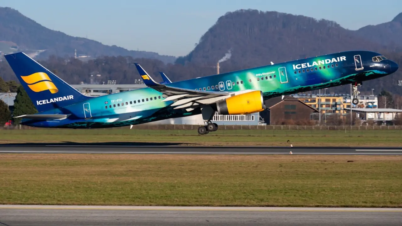 Icelandair Arrival Terminal Denver