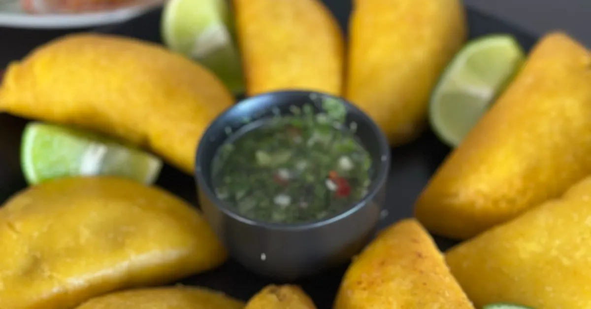 Best Empanadas Colombianas Near Me Discover Authentic Colombian Food Near You