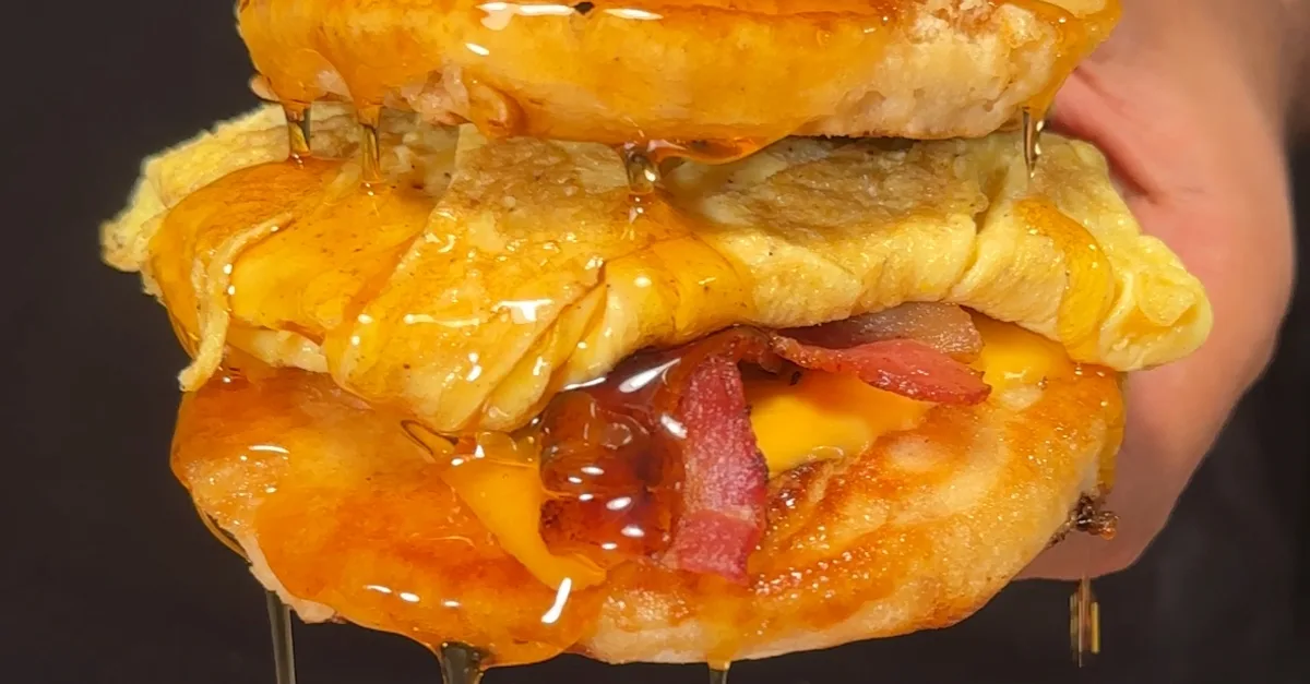 Mcdonald’s Bacon, Egg and Cheese McGriddle by chefron