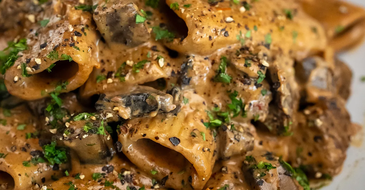 Creamy Steak and Mushroom Rigatoni by breadbakebeyond