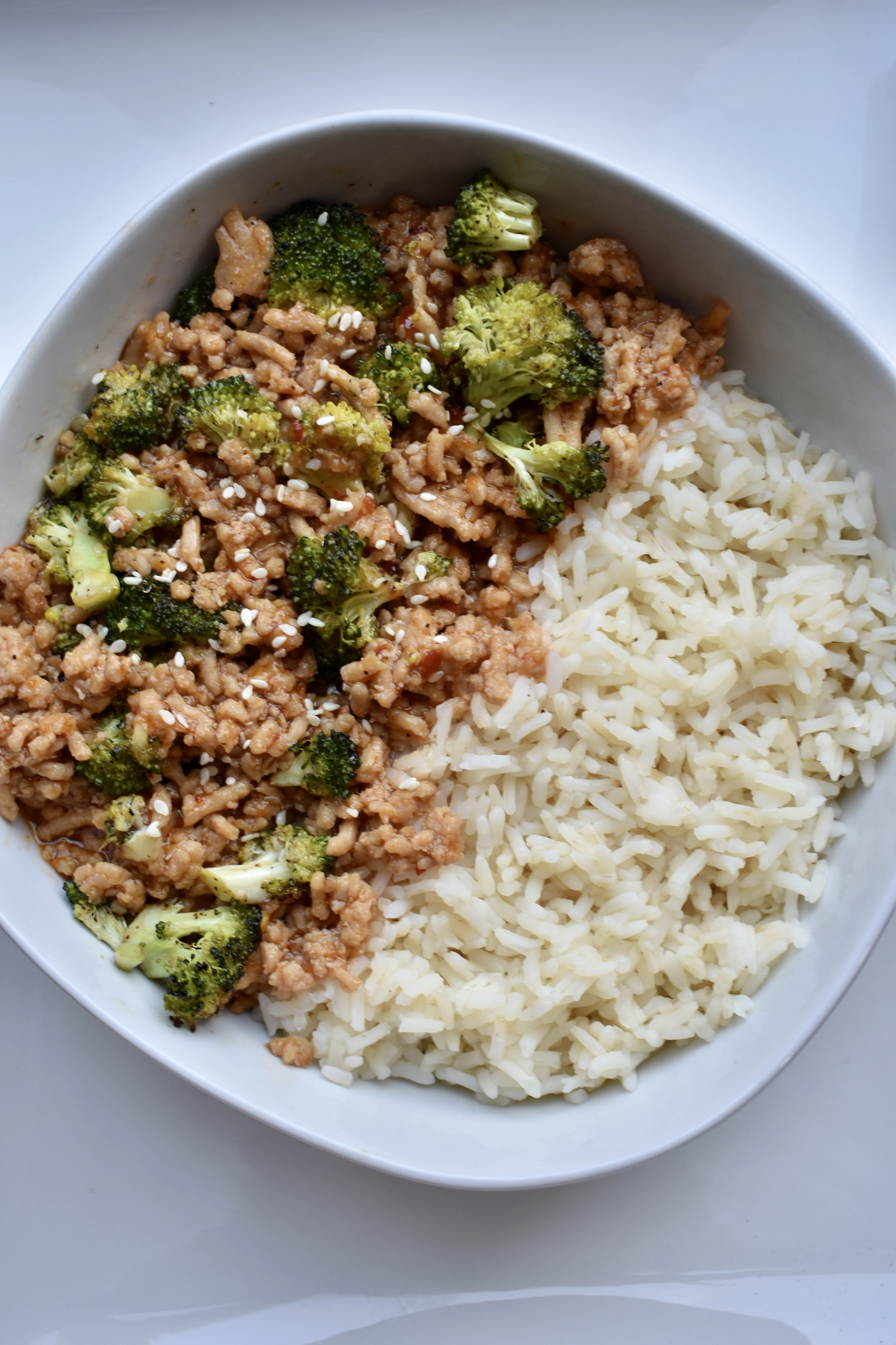 honey-sriracha-chicken-bowl