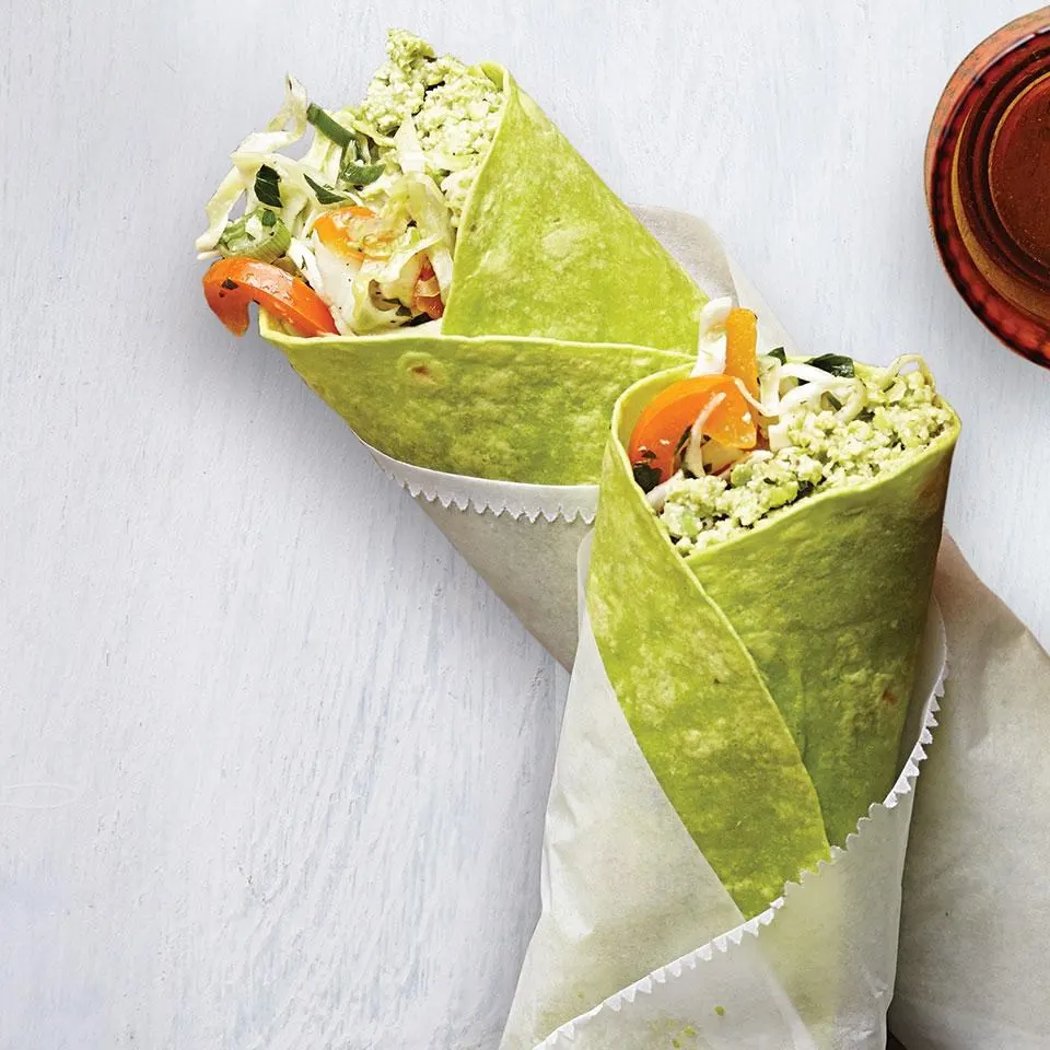 edamame-hummus-wrap