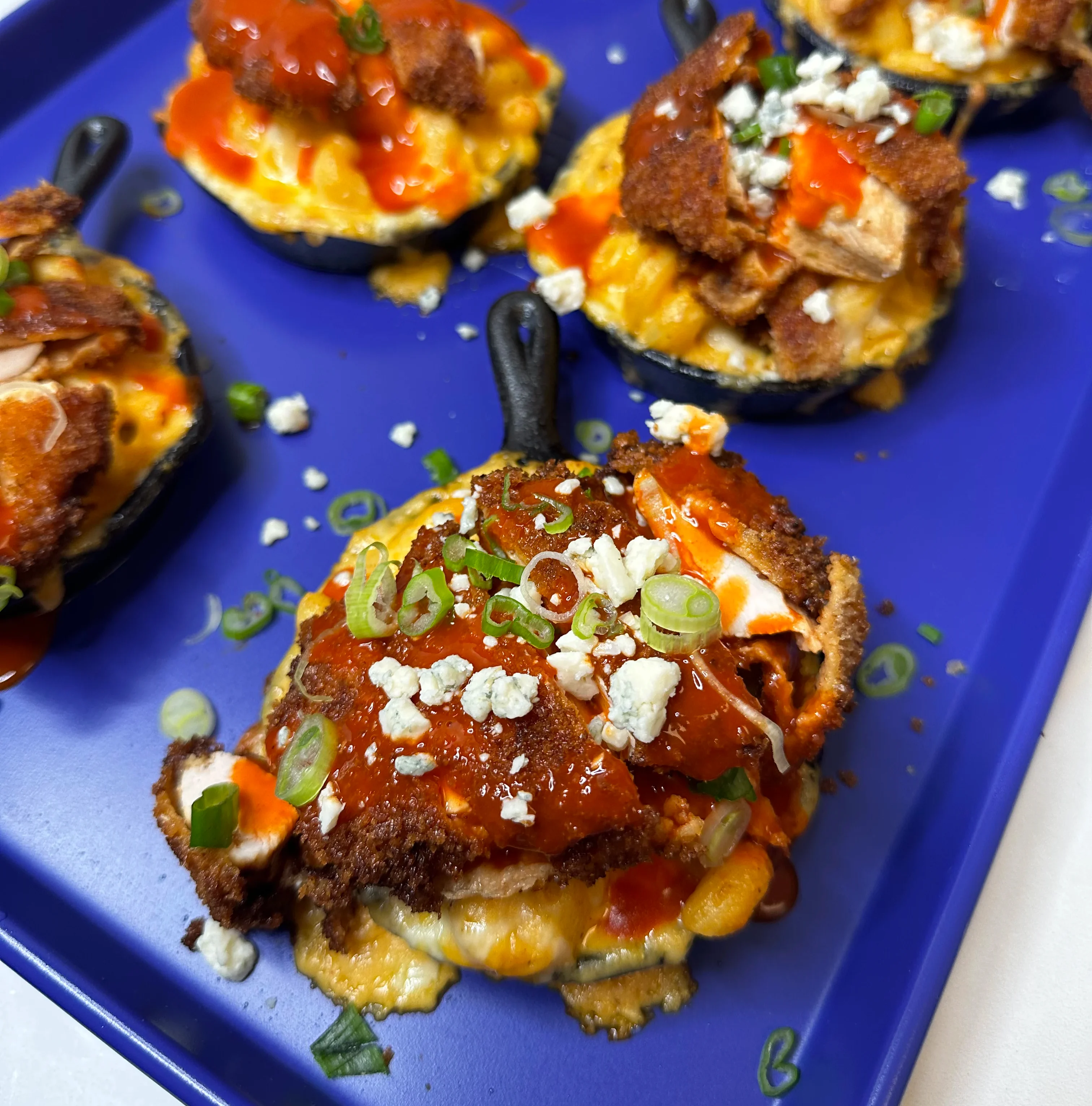 buffalo-chicken-mac-and-cheese