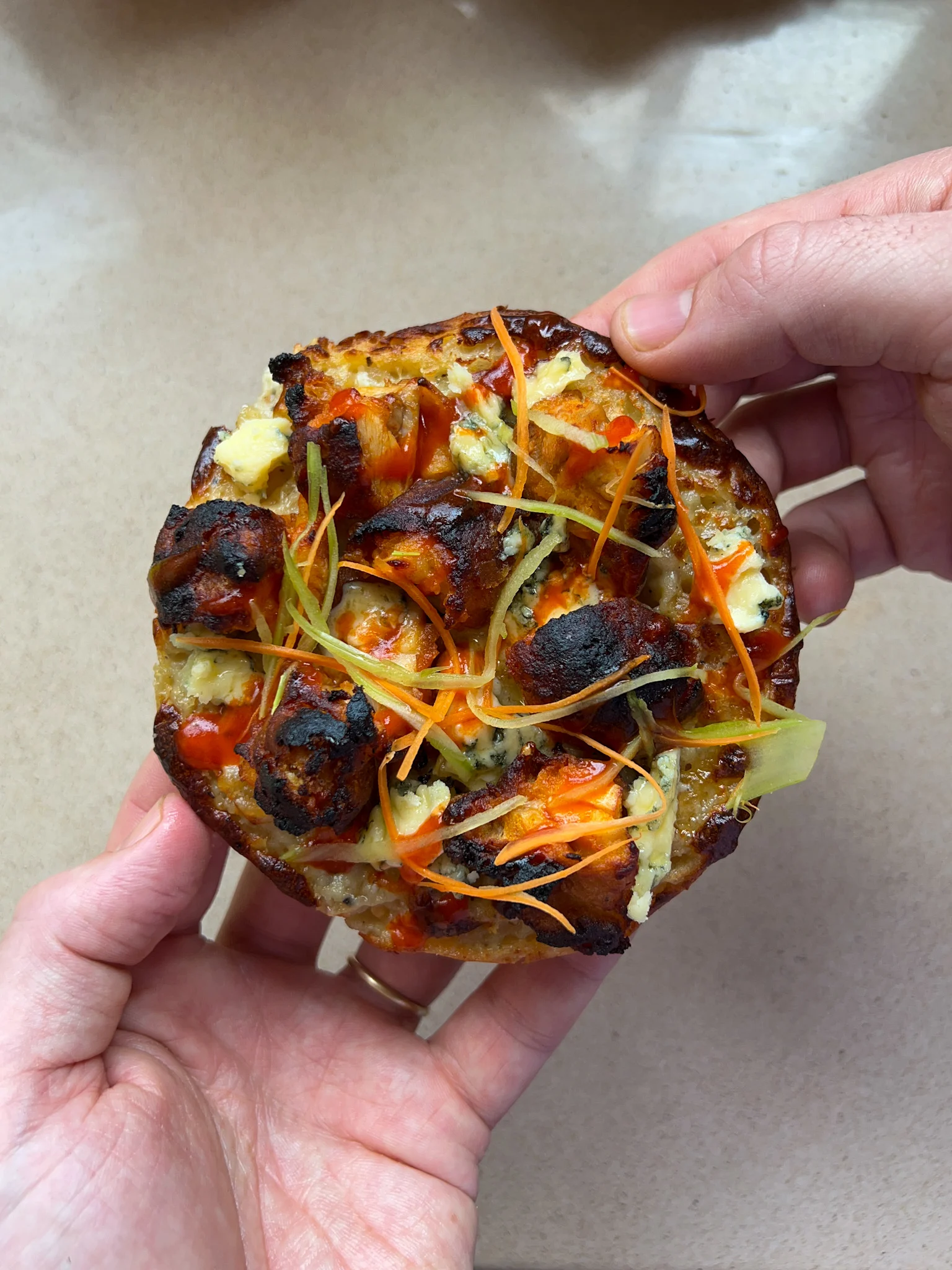 buffalo-chicken-pita-pizza