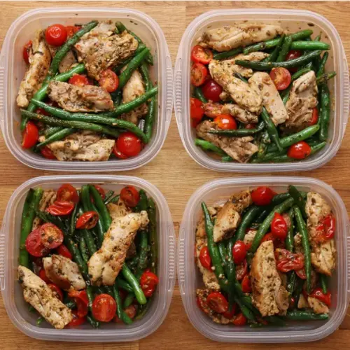 weekday-meal-prep-pesto-chicken-and-veggies