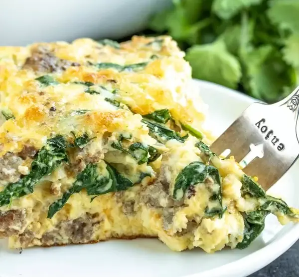 sausage-and-spinach-crustless-quiche