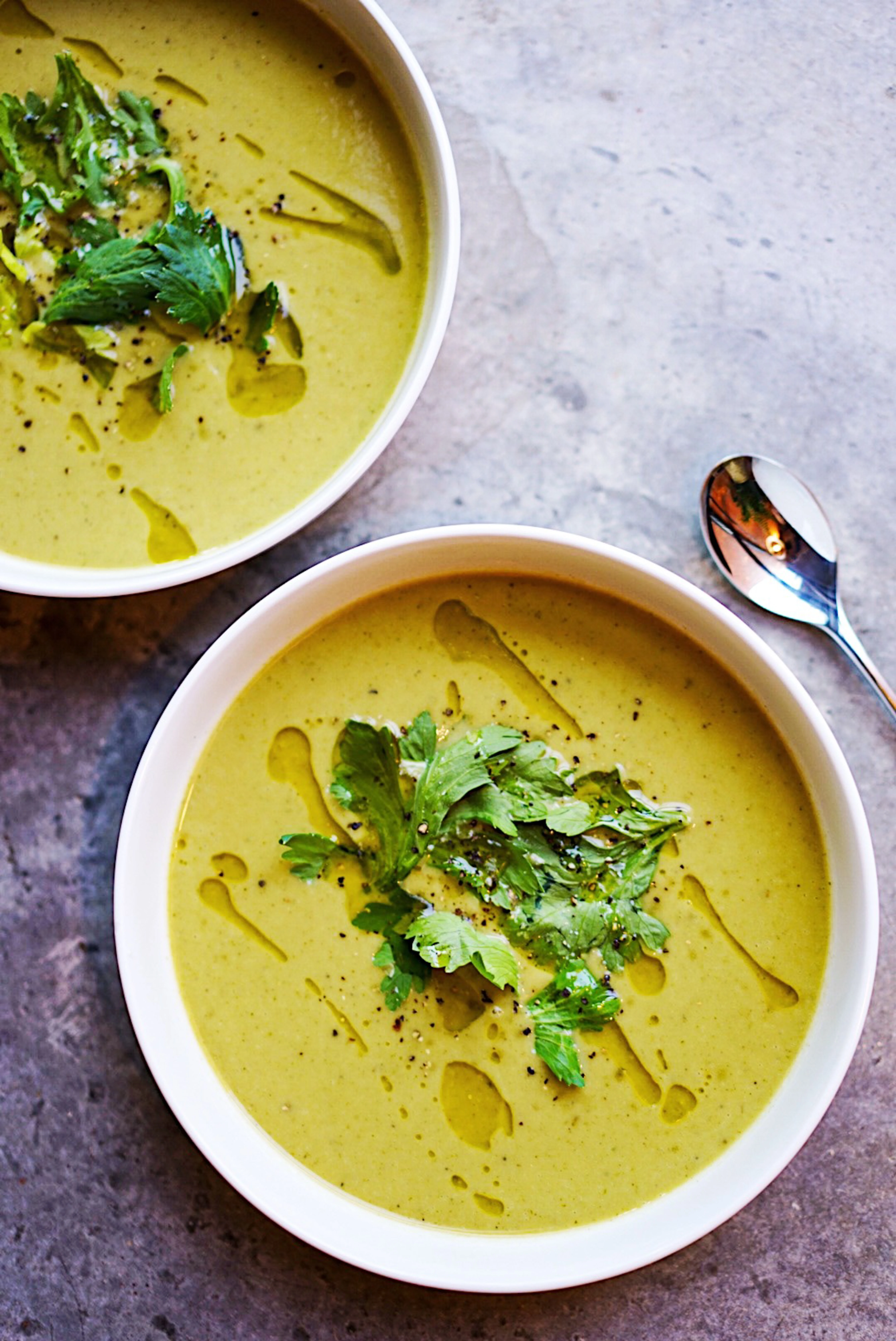 cream-of-asparagus-soup-with-leek