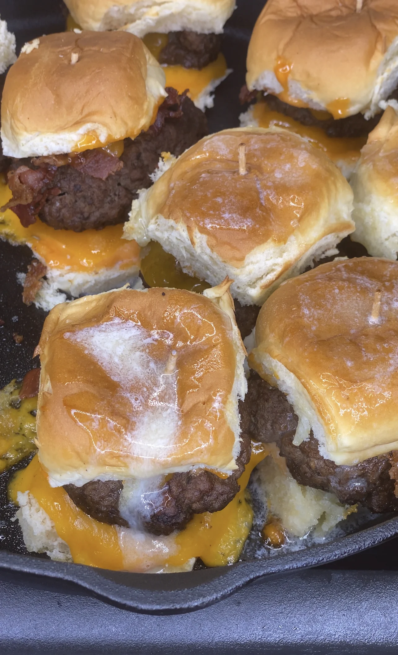 cheeseburger-sliders