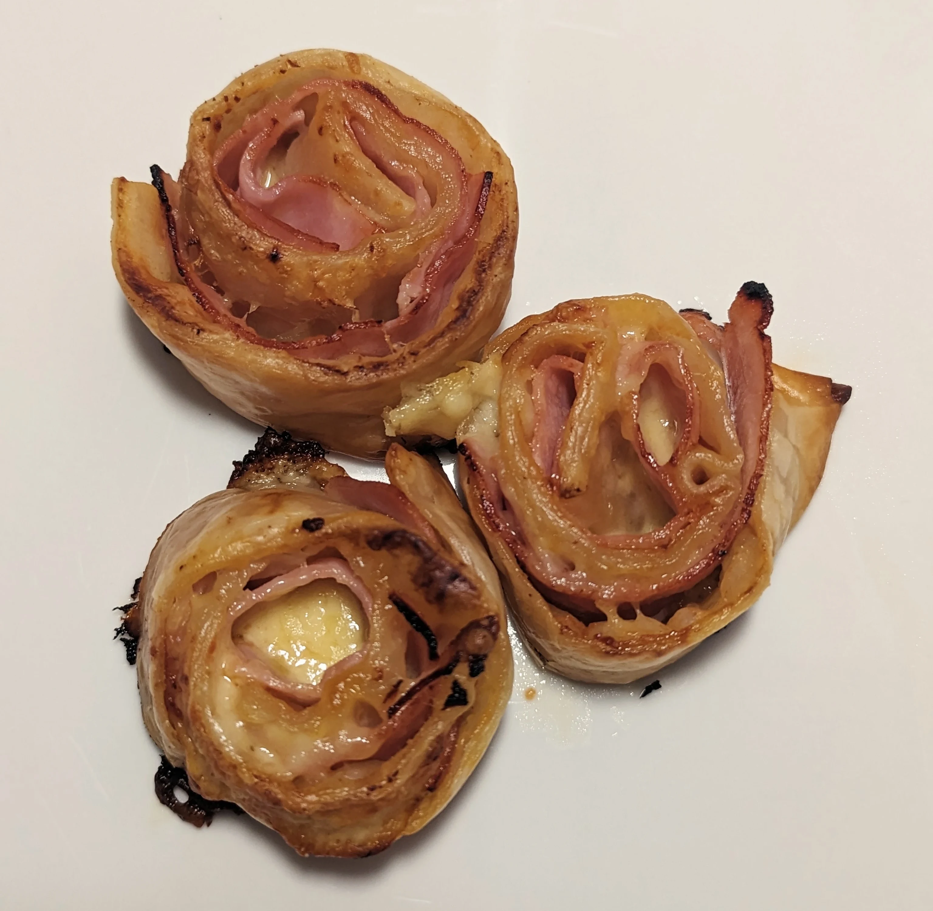 lunchbox-pastry-scrolls