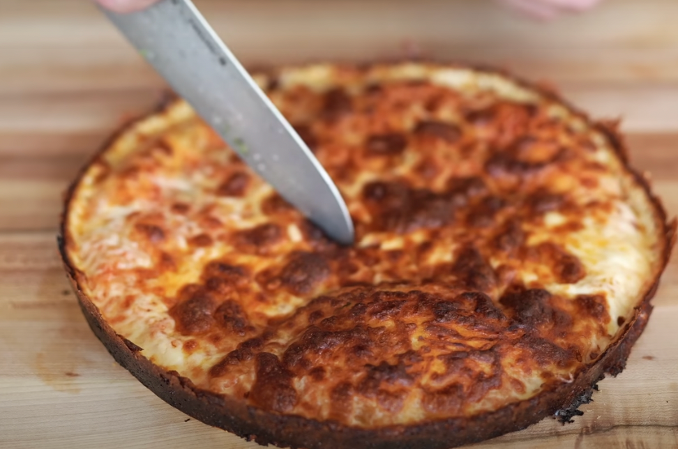 cast-iron-pan-pizza