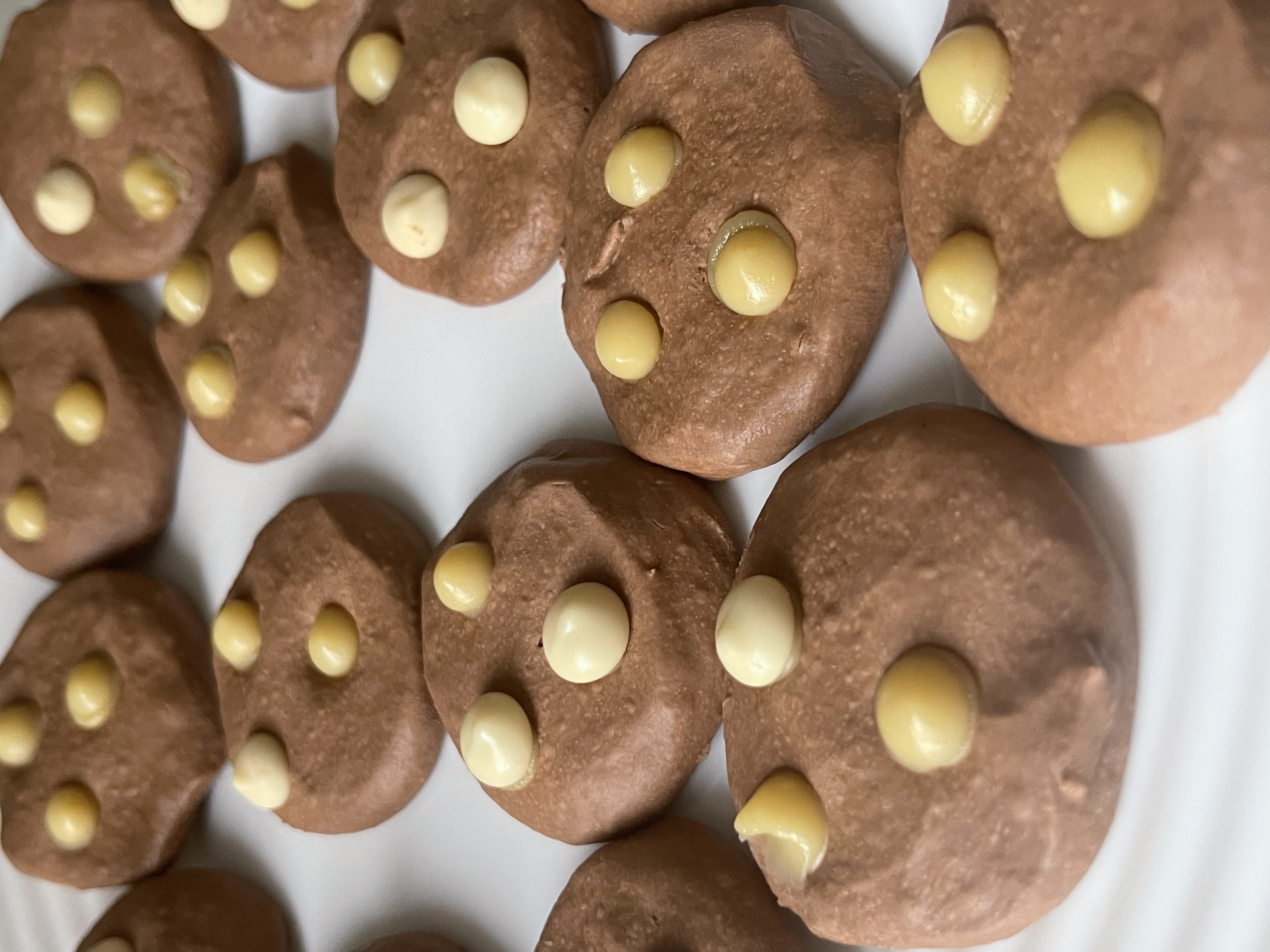2-ingredient-chocolate-cookies