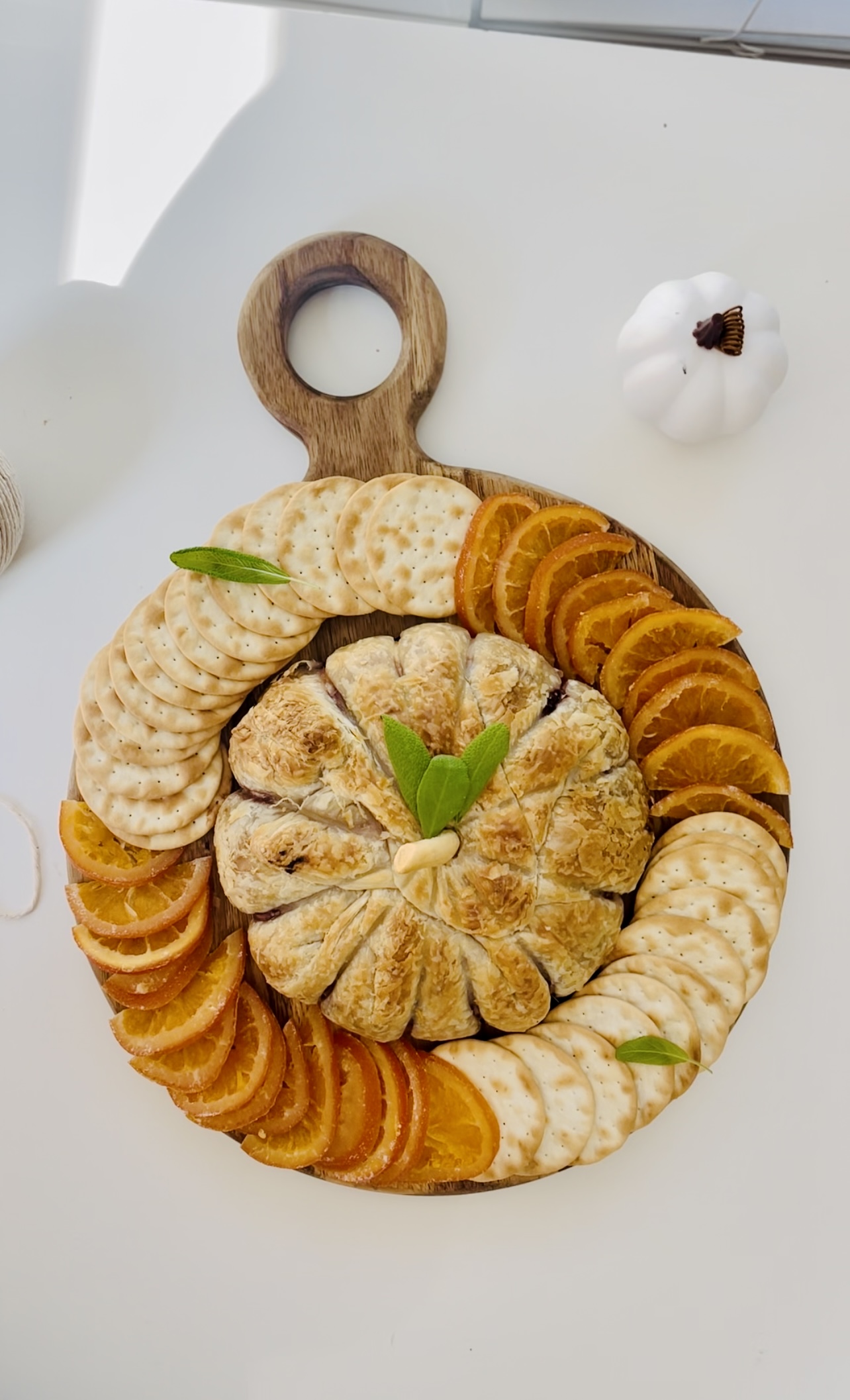 brie-pumpkin-in-puff-pastry