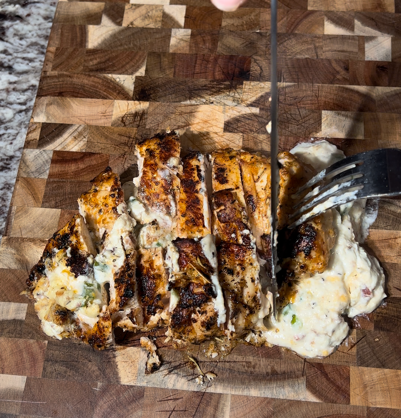 jalapeno-cream-cheese-stuffed-chicken