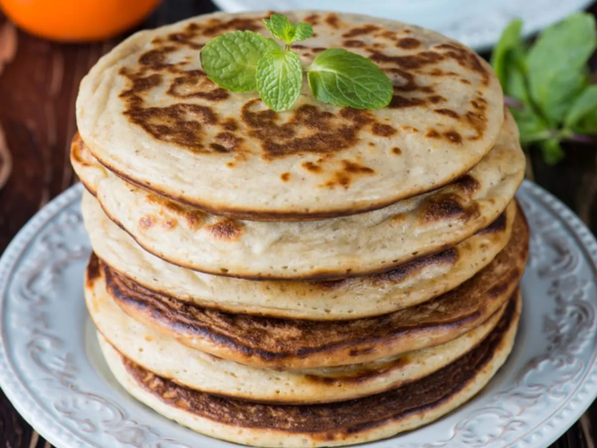 cinnamon-oatmeal-pancakes