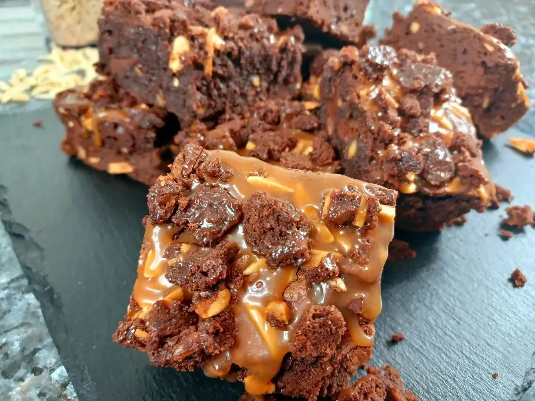 triple-chocolate-fudge-brownies