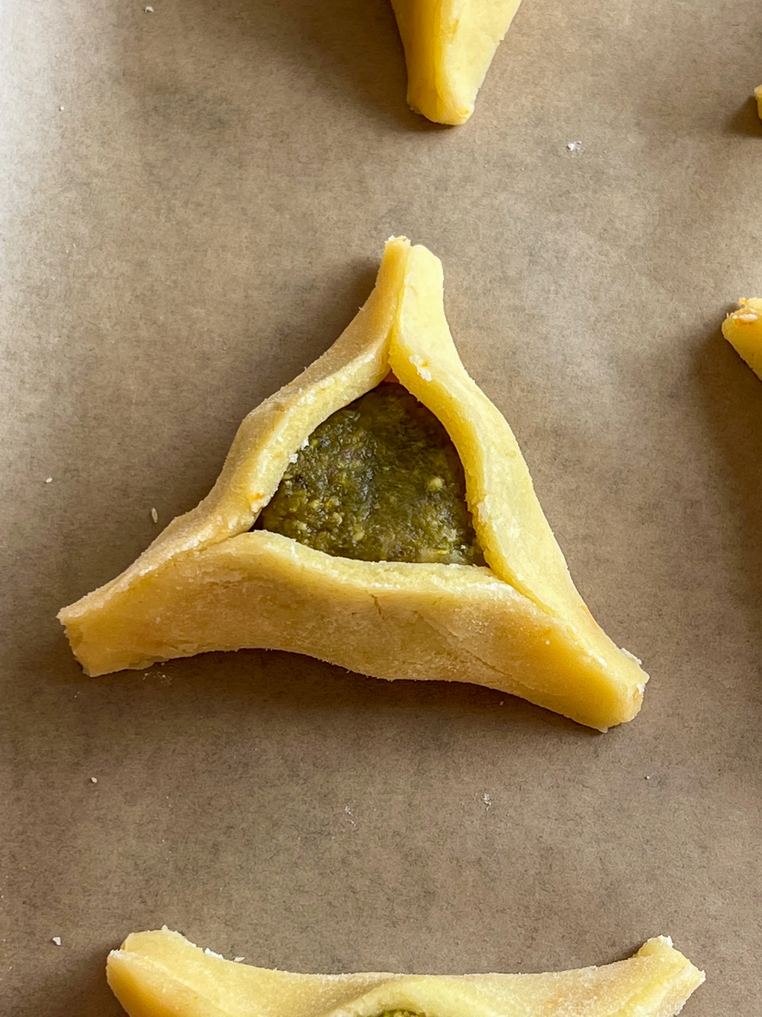 pistachio-orange-hamantaschen