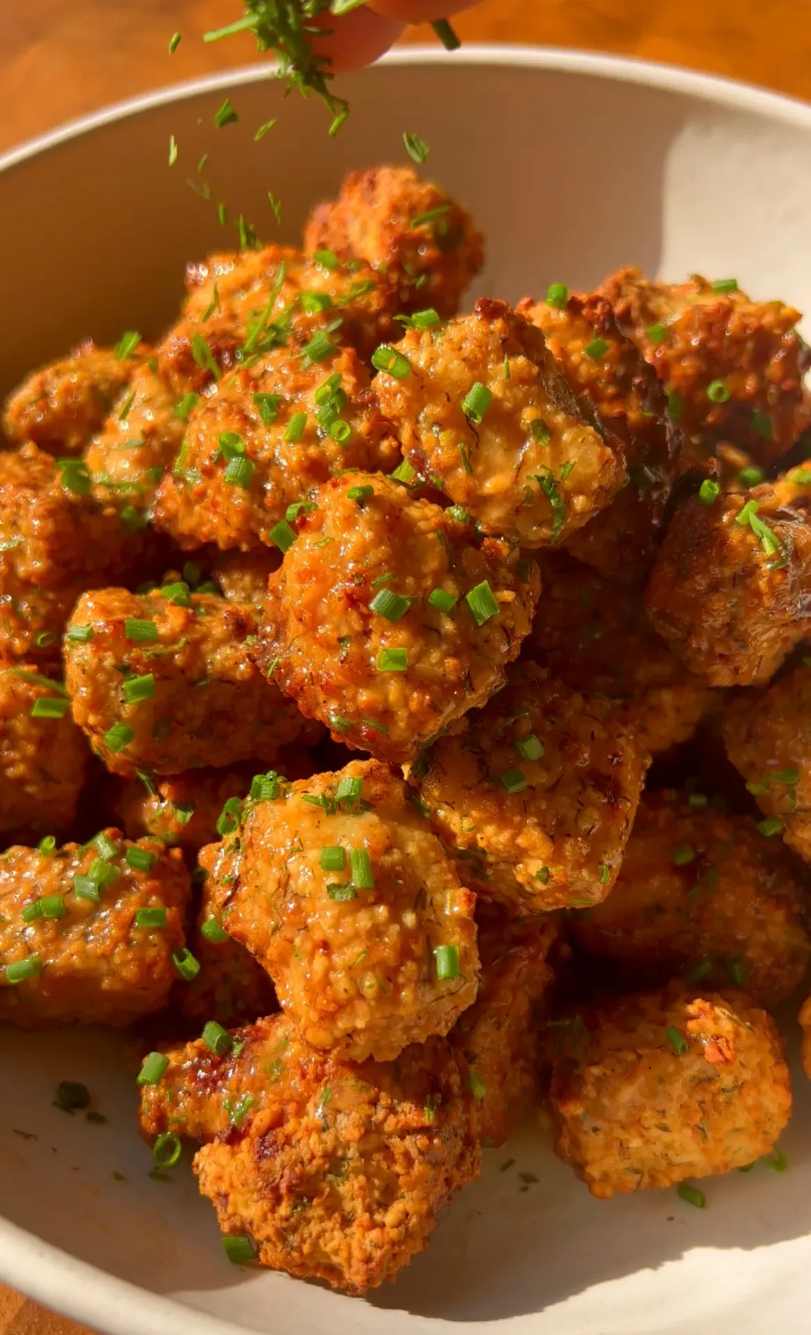 garlicky-salt-vinegar-and-ranch-chicken-bites