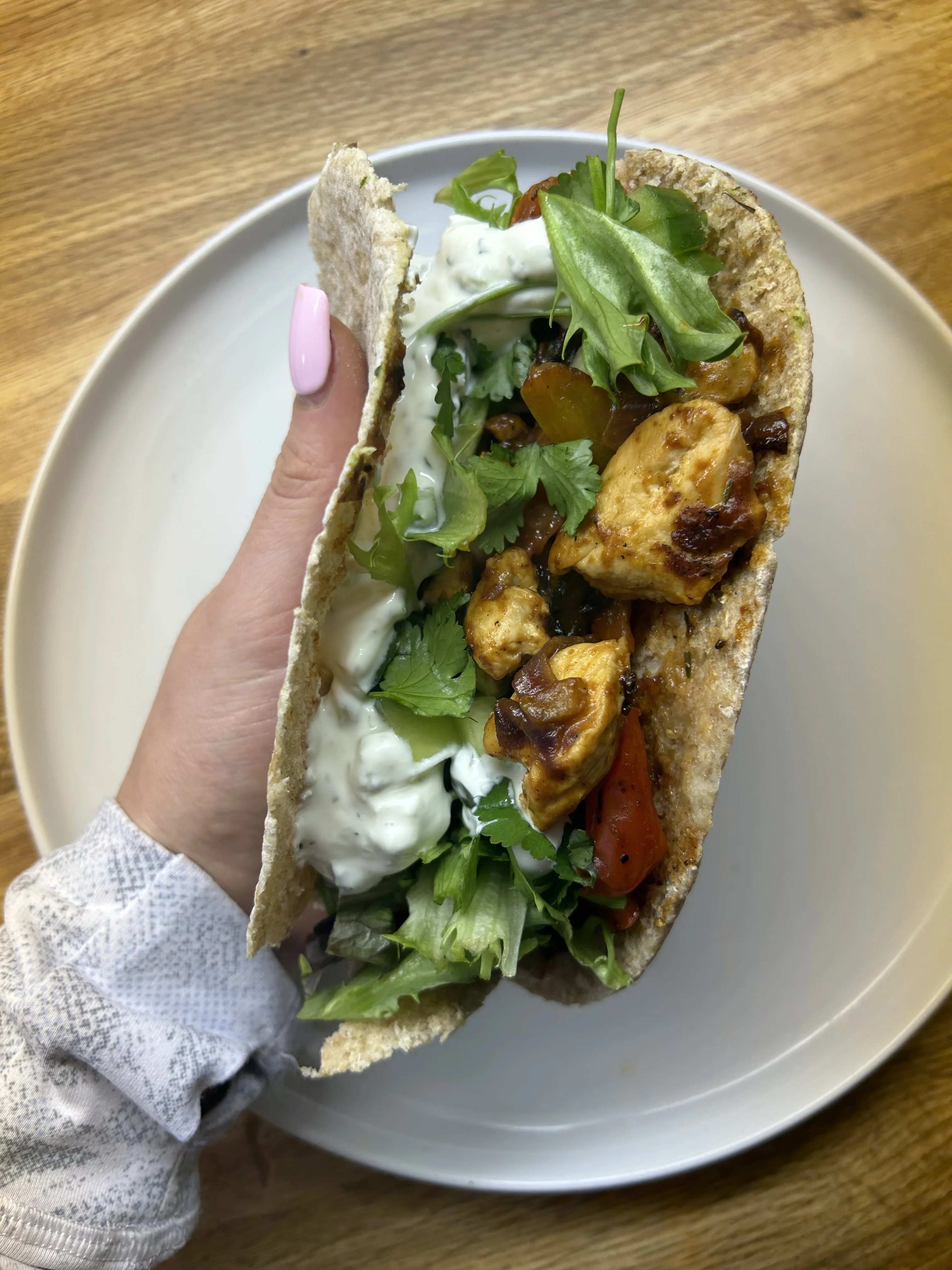 smokey-chicken-pitas